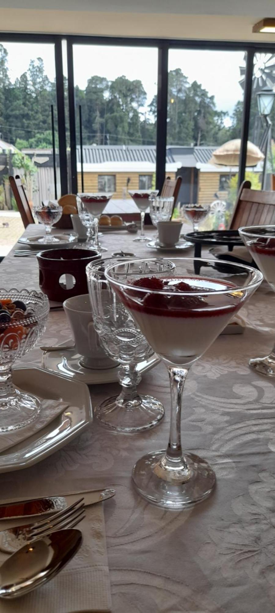 Acomodação com café da manhã  No Chale Campos do Jordão